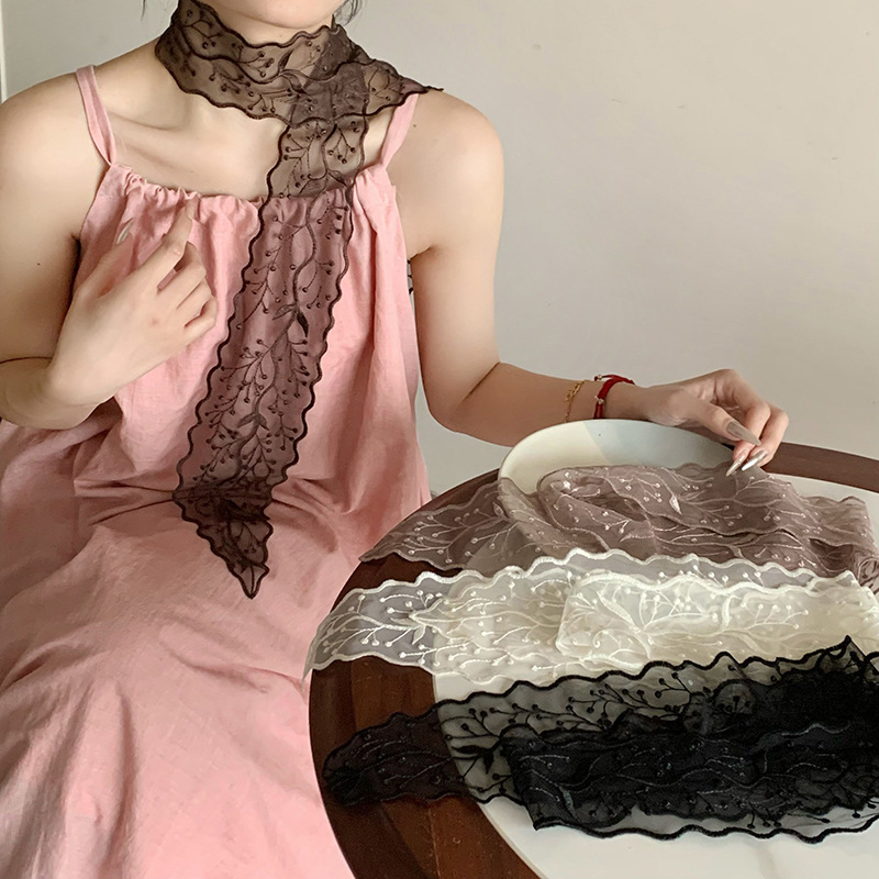 Bufandas de seda larga alta sensación japonesa y coreana dulce bufandas de encaje bordadas mujeres primavera y verano correa de pelo correa de pelo