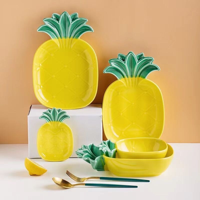Creative fruit plate pineapple ceramic snack dish bowl and plate set for home use, cute and personalized dinner plate, salad dessert plate Creative fruit plate pineapple ceramic snack dish bowl and plate set for home use, cute and personalized dinner plate, salad dessert plate