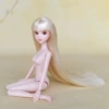 Style 09 Light blonde straight hair with bangs