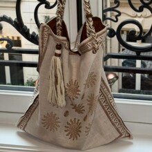 ��Ʒ�紺�¿�W�tͬ��������Lײɫ�OӋ����μ����