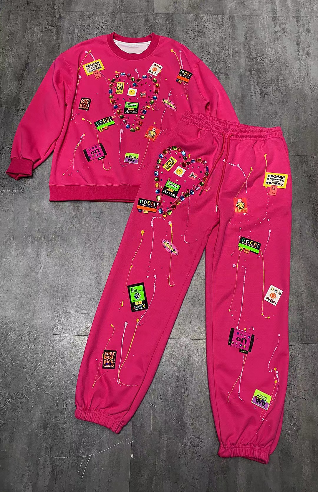 Women's Clothing retro trend fashion casual sports suit large version loose style age reducing graffiti two piece set a complete set_voghion.com