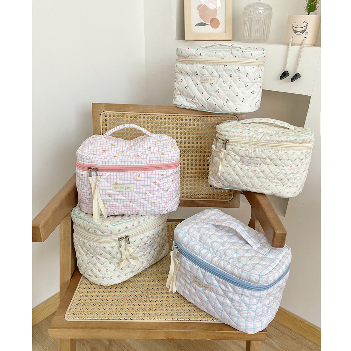 Suministro transfronterizo de Amazon/coreano ins estilo floral bolsa de cosméticos bolsa de almacenamiento de bolsa de lavado de viaje portátil de gran capacidad