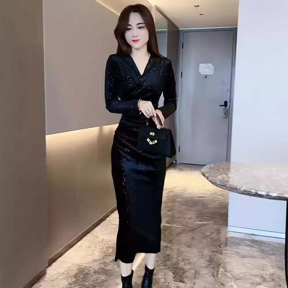 빈티지 V 넥 벨벳 스타 원피스 여성 가을과 겨울 새로운 우아한 허리 슬리밍 스플릿 힙 롱 스커트