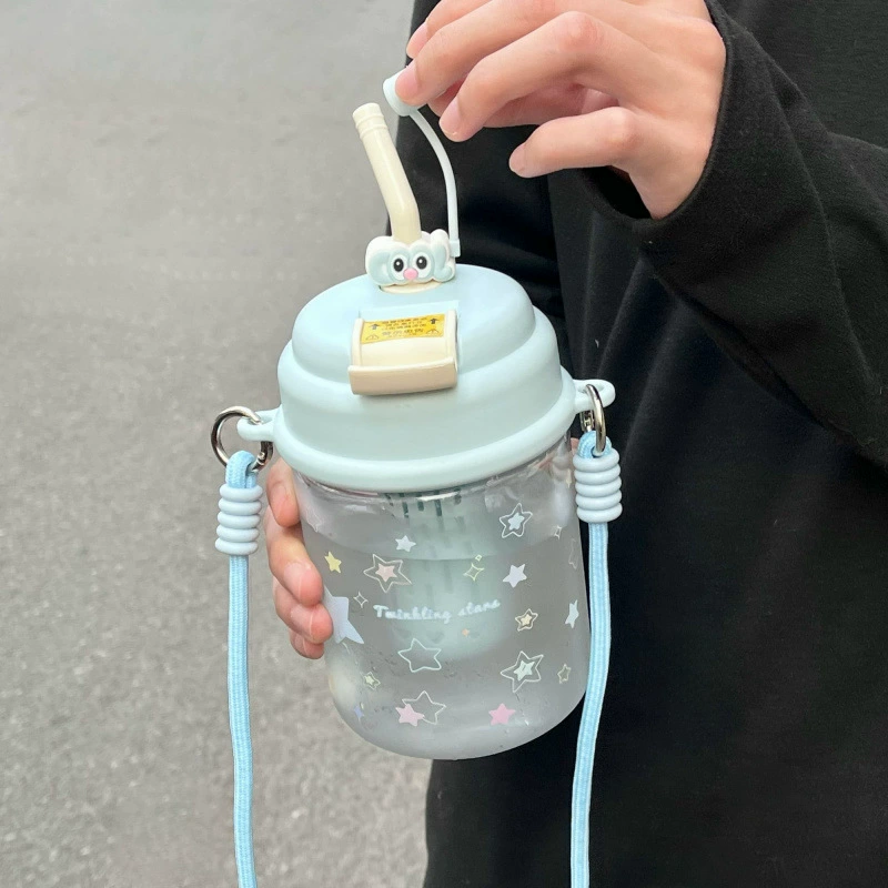 High quality handheld capacious straw with glass for elementary school students