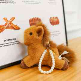 网红新款可爱毛绒小马驹儿童玩具陪伴玩偶礼物公仔送女生装饰马年