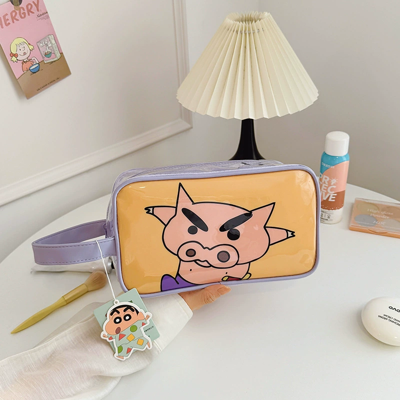 Косметичка Sanrio стеганая с синтепоном-наполнением, просторная дорожная организация, рисунки с героями