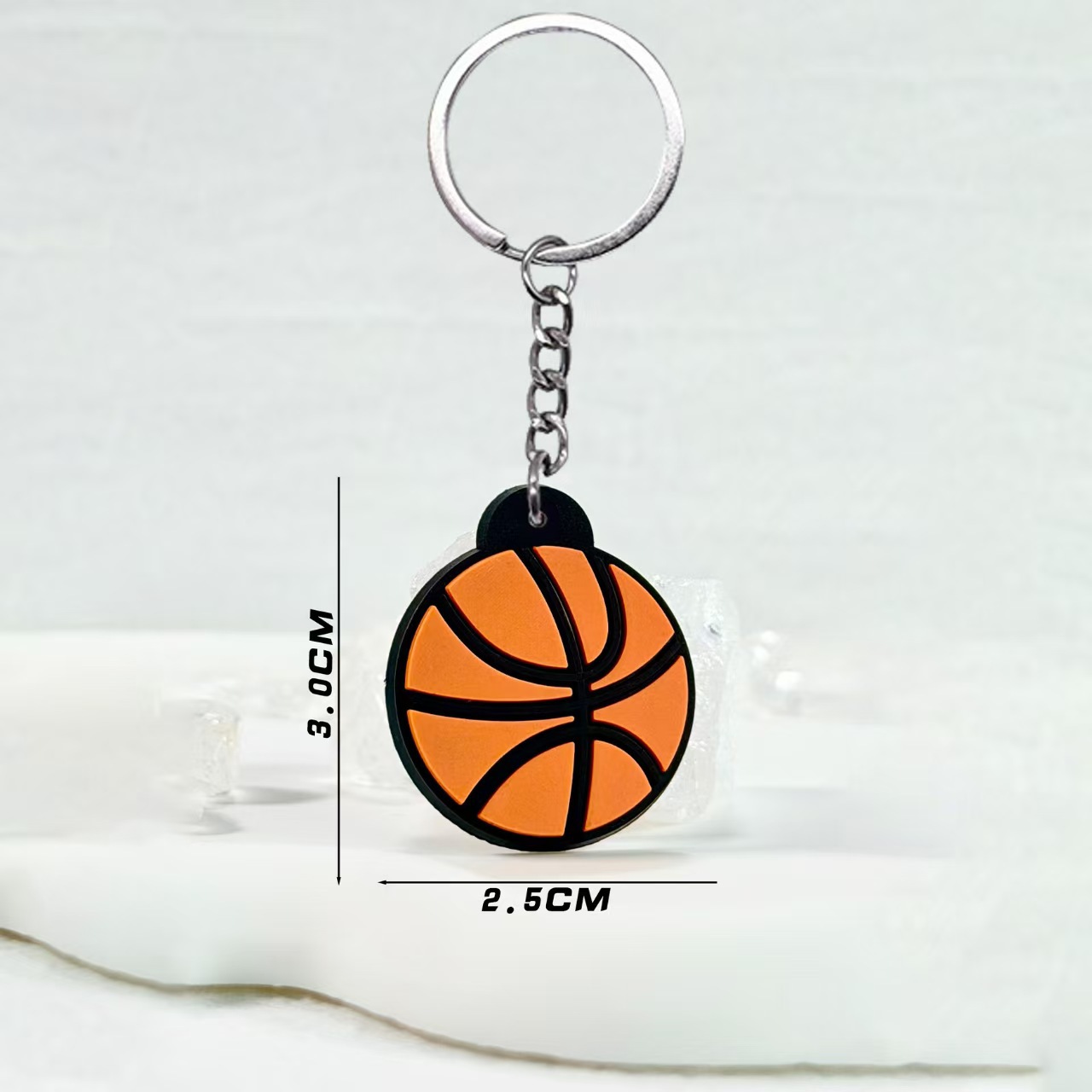 Acrílico transfronterizo baloncesto fútbol béisbol llavero deportivo creativo colgante mochila de automóvil regalos decorativos