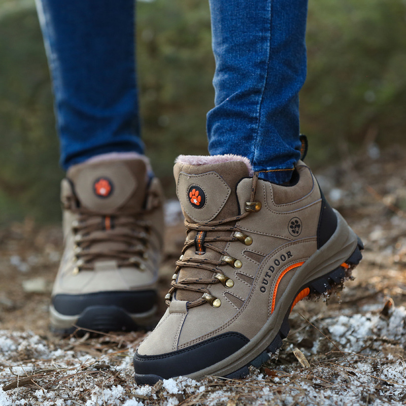 711 men's and women's outdoor hiking cotton-padded shoes work boots high-top leather large cotton warm cotton-padded boots plus size cross-border sneaker