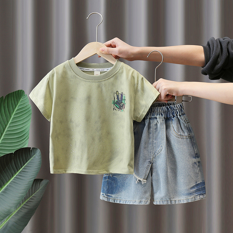 7280 traje de verano para niños 2025 nueva camiseta de manga corta con estampado fino de verano para niños de dos piezas de verano