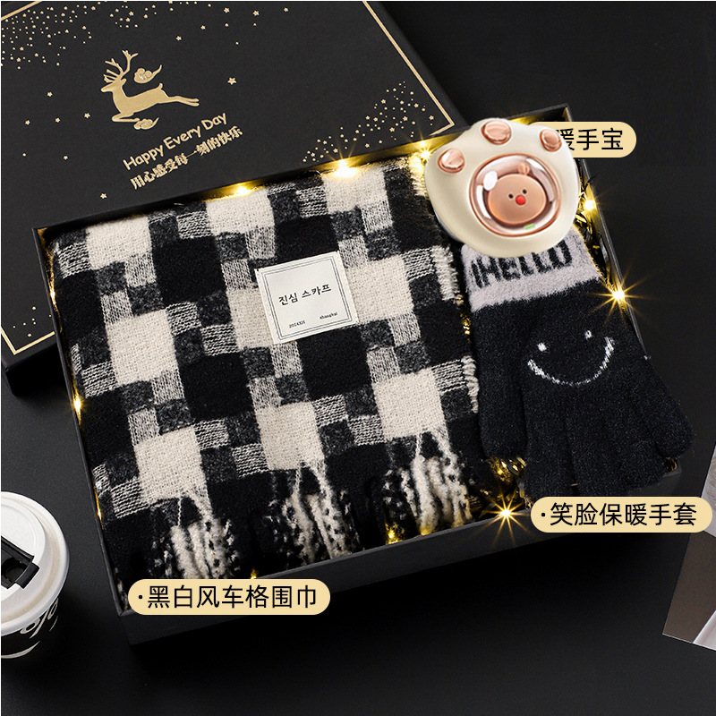 Black and white windmill plaid scarf❤Yulu has you gift box [package 8]