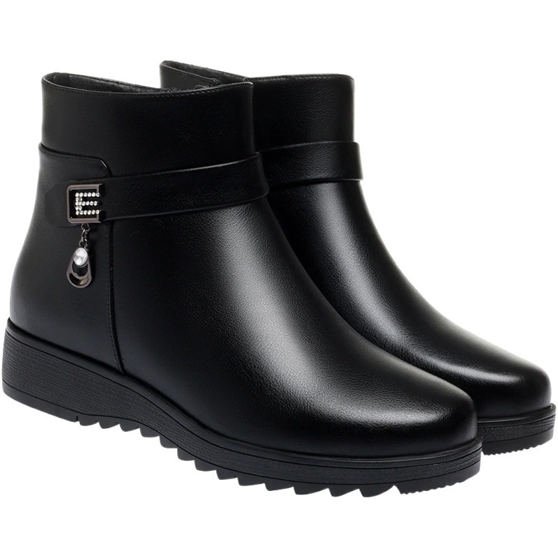 Короткие сапоги для мам, осенне-зимняя обувь, новые хлопчатобумажные туфли из мягкой кожи, теплые ботинки на плоской подошве, женская кожаная обувь на флисовой подкладке, женская обувь среднего возраста