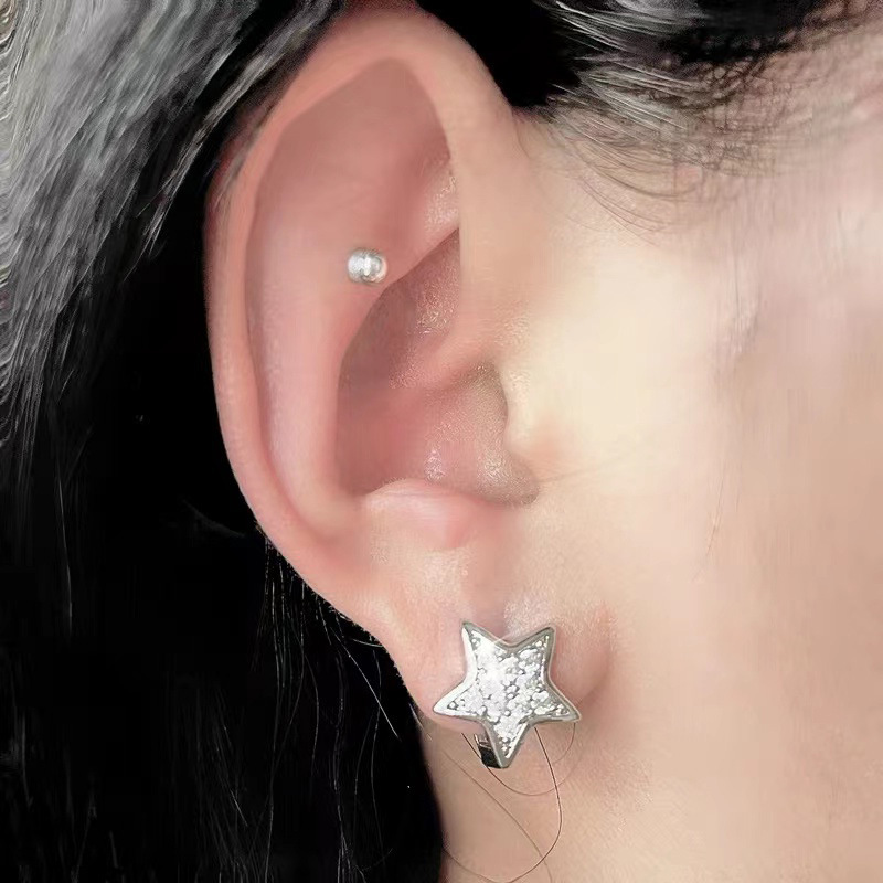 Small design universal sophisticated earrings with zircon