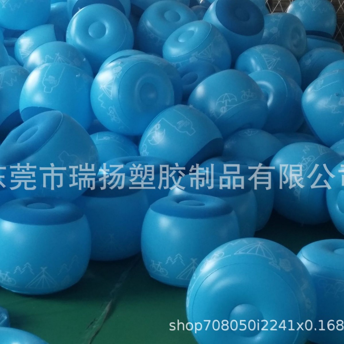 东莞工厂定 制活动道具PVC充气骰子 充气坐凳