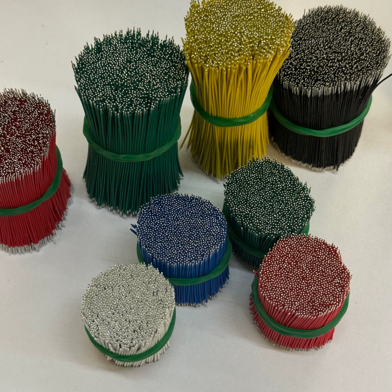 3302 #32 #30 #28 #26 Электронный провод Низкодымный безгалогеновный электронный рог выводит Мигольчатую полужилку