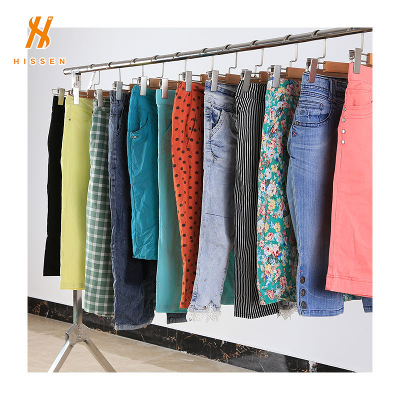 工厂批发女装七分裤pre used clothes ladies 3/4pants出口科摩罗