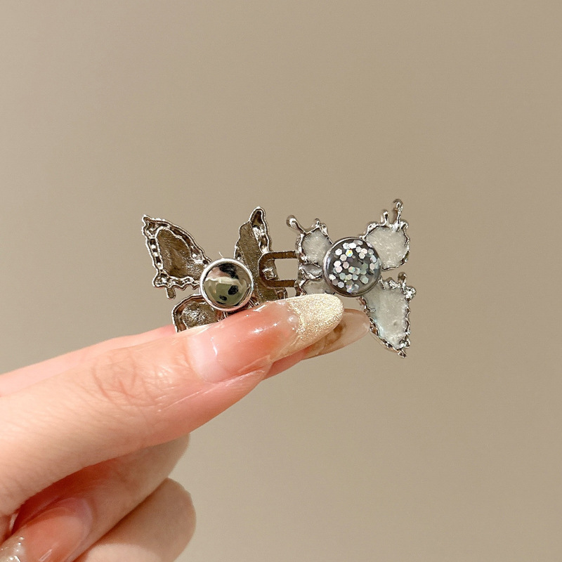 Horquilla de mariposa líquida de estilo dulce, flequillo lateral femenino de alto valor, diseño de nicho, clip lateral suave y versátil, horquilla