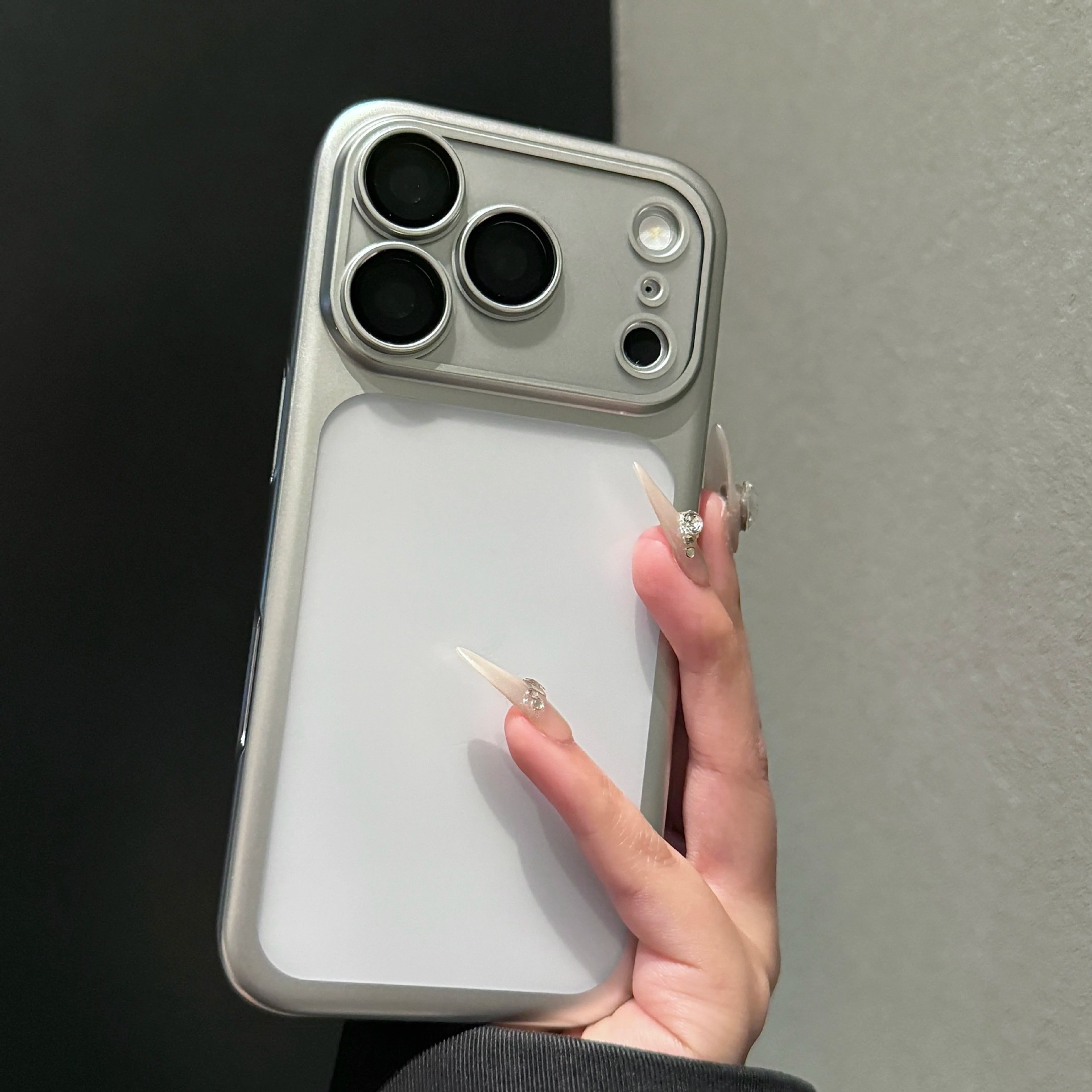 Suitable for Iphone17 Matte Phone Case, Apple 16Promax Transparent Electroplated Pc Full-Cover Lens Film Protective Case