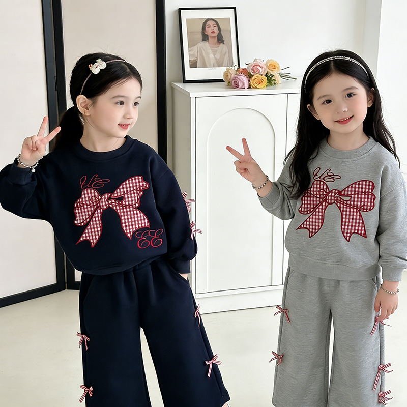 2026新款女宝宝蝴蝶结卫衣阔腿裤套装春秋款洋气蝴蝶结运动两件套