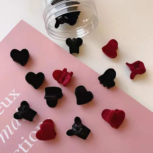 Korean New Year Red Velvet Small Clip Hair Accessory Small Cute Rabbit Loving Girl Hairpin Hair Accessory for Girls and Children