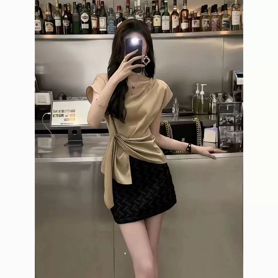 Корейская версия рубашки с короткими рукавами с круглым вырезом