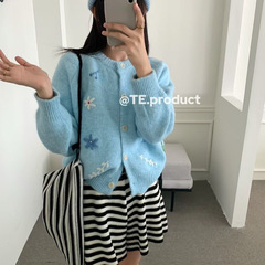 温柔风重工刺绣花朵单排扣针织开衫女2025秋冬新款软糯毛衣上衣