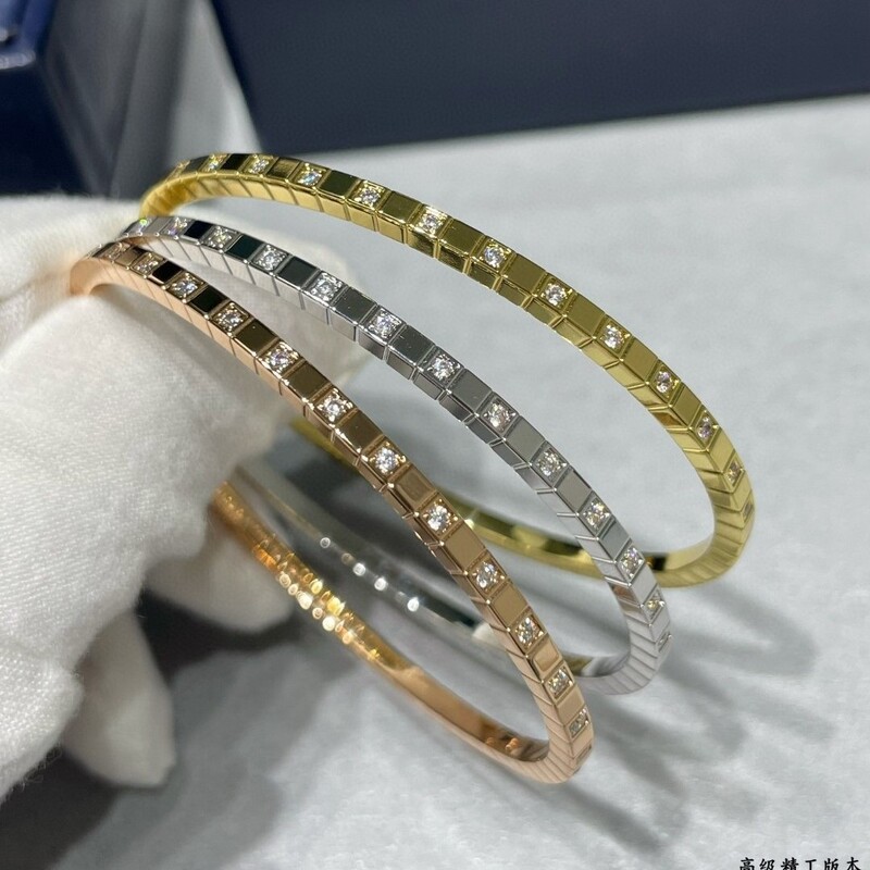 High-Quality Xiaojia Cnc Finely Carved Small Ice Cube Bracelet Simple Thin Version Without Diamonds Half Diamond Square Bracelet Jewelry High-Quality Xiaojia Cnc Finely Carved Small Ice Cube Bracelet Simple Thin Version Without Diamonds Half Diamond Square Bracelet Jewelry