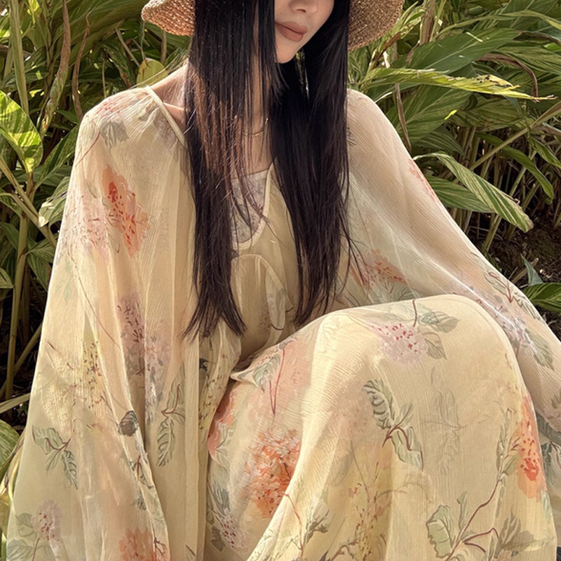 MENGXIANG ▏度假风V领温柔系黄色碎花宽松真丝新中式连衣裙秋薄|undefined
