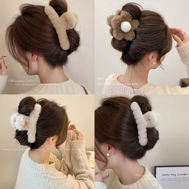 Pin de pelúcia para mujeres 2025 nuevo alto grado otoño invierno gran clip de tiburón cabello peludo clip de cabello adornamiento de cabeza