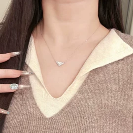项链;耳钉;耳环