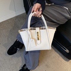 フランスのレトロな小衆バケツバッグ女性2025新型百合潮ハンドバッグbagsファッションシングルショルダーバッグ