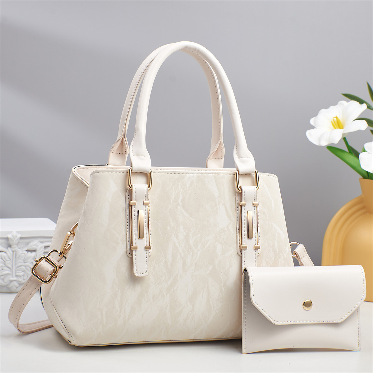 Bolso de mujer nuevo bolso de hombro de gran capacidad temperamento bolso de madre de cuero suave bolso de mujer de viaje de moda puede ser mensajero
