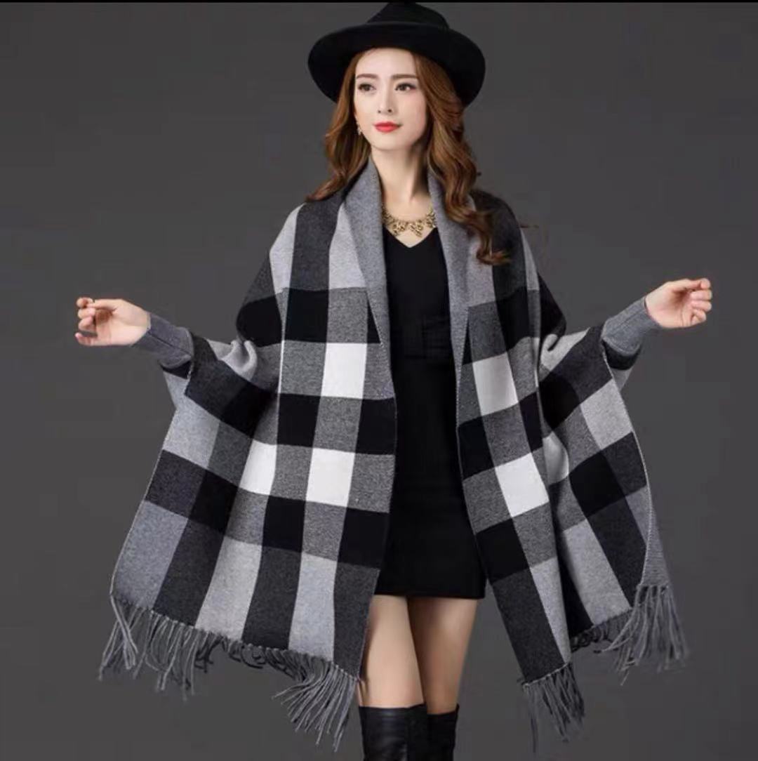 Mantella scialle con frange larghe lavorate a maglia, maglione con maniche a pipistrello, cardigan di grandi dimensioni per donna_voghion.com