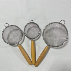 304 ステンレス鋼食品グレードザルフィルターストレーナー短いハンドルブナ無垢材ジュースベーキング小麦粉ふるい