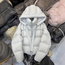 2025秋冬新款90白鹅绒帽子可拆卸韩系小个子简约泡芙鹅绒服女批发