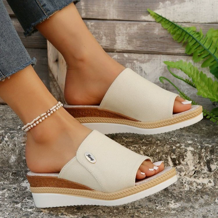 Slippers, footwear platform, beach slide for leisure, for import, European style, plus size