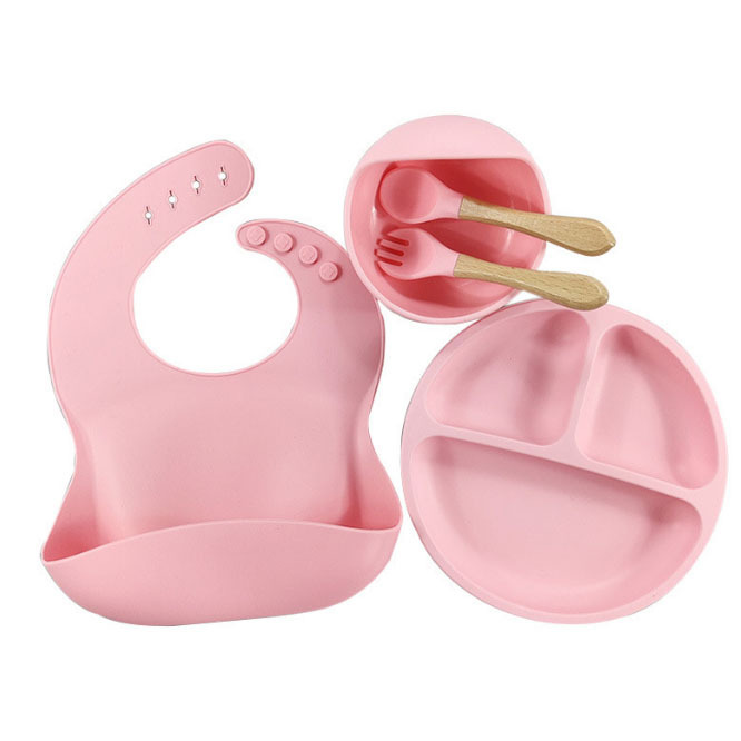 Venta caliente transfronteriza promoción precio bajo suplemento alimenticio de silicona para niños plato tazón tenedor cuchara babero seis piezas vajilla certificación completa
