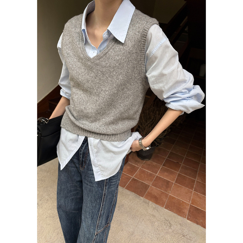 10% Wool Soft Tie-Waist Short Knit Vest for Women, Fine Knit, Layered V-Neck, YE0248