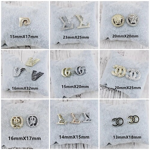 [Clothing collar pin] Clothes, hats, bag pins, buckles, alloy material accessories, shiny rhinestone embellishments