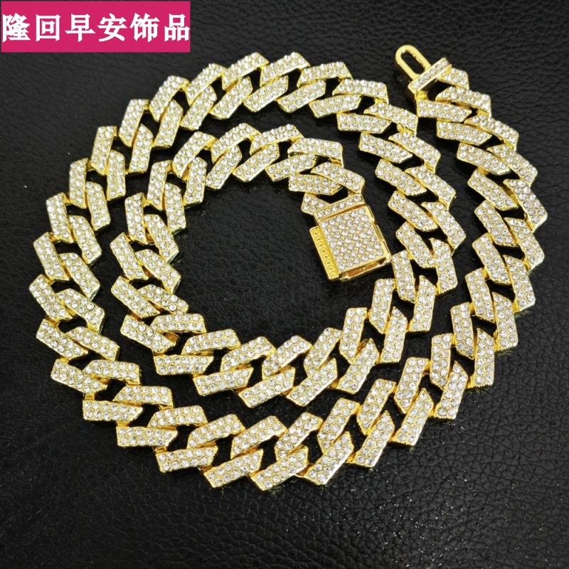 European And American New Style Box Clasp 15mm Small Flip Cover Strip Shape Prismatic Cuban Chain Men's Gold Plated Full_voghion.com