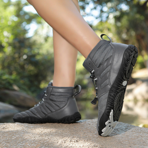 Cross-border 2024 New Four-Season Outdoor Hiking and Mountaineering Shoes for Women Camp Shoes Five-Finger Anti-Slip Sports Off-Road Shoes for Men