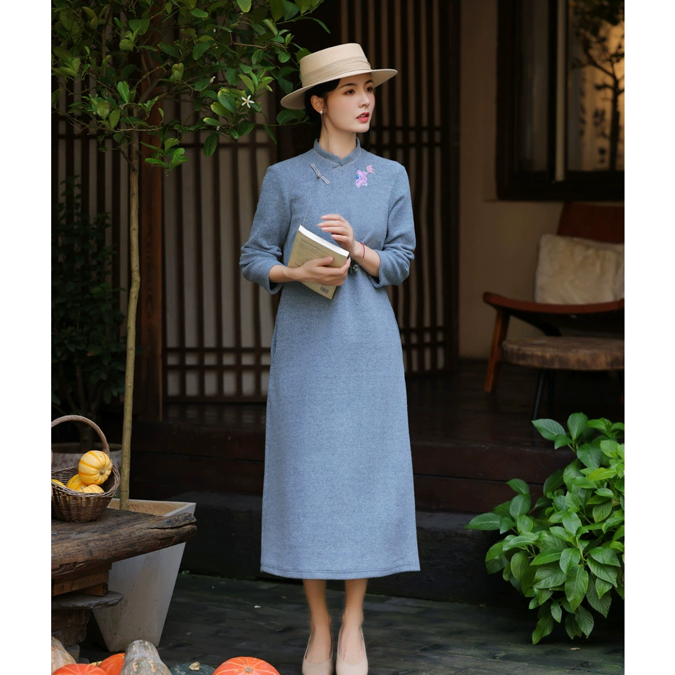 2024 осень и зима новые вышитые китайские платья женские легкие замшевые мягкие восковые дзен улучшенные cheongsam