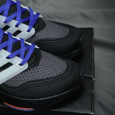 Putian Adidas new Ultra Boost sock-style knit upper casual sports running shoes for cross-border export Putian Adidas new Ultra Boost sock-style knit upper casual sports running shoes for cross-border export