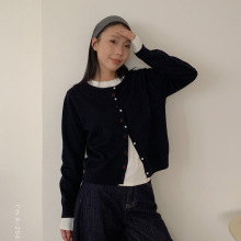 秋装新款针织衫女樱桃甜梦。法式少女珍珠扣开衫温柔休闲软糯上衣