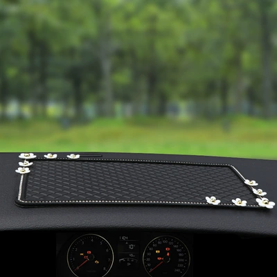 Car anti-slip mat large and Anti-slip mat - large-daisy-pad-2915cm