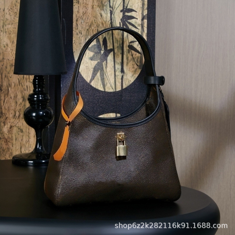 M&Lv Monogram Chain Handbag Underarm Bag Shoulder Bag Commuter Crossbody Bag