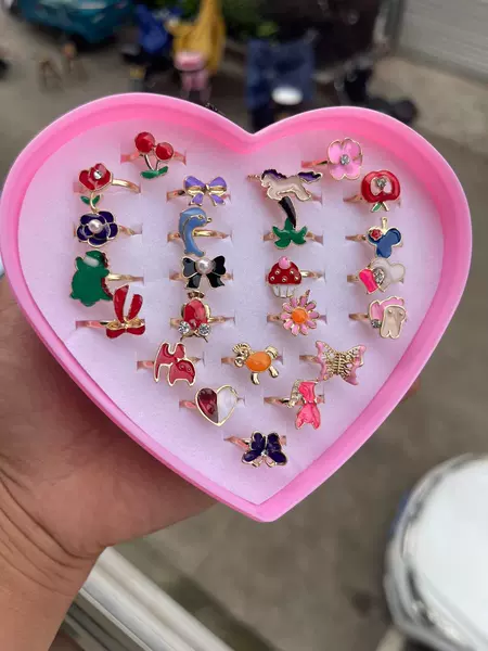 24 Rose Gold Random (Adjustable)