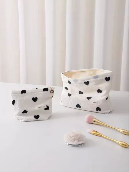 New in's Fresh and Sweet Girls' Heart Cosmetic Bag Portable Skin Care Product Storage Bag Clutch Bag Coin Purse
