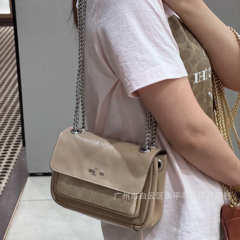 C's Outlet 25 New Model elodie Autumn/Winter Fashion Messenger Bag Vintage Classic Versatile Single Shoulder Crossbody Chain Bag C's Outlet 25 New Model elodie Autumn/Winter Fashion Messenger Bag Vintage Classic Versatile Single Shoulder Crossbody Chain Bag