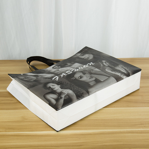 3D European and American film-coated non-woven shopping bag with creative fashion prints, hand-held bag with LOGO printing