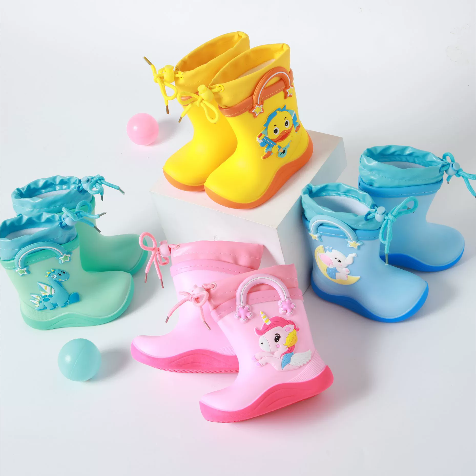 Осенние и зимние детские дождевые сапоги для мальчиков и девочек для девочек на мягком подошве легкая водная обувь для детского сада